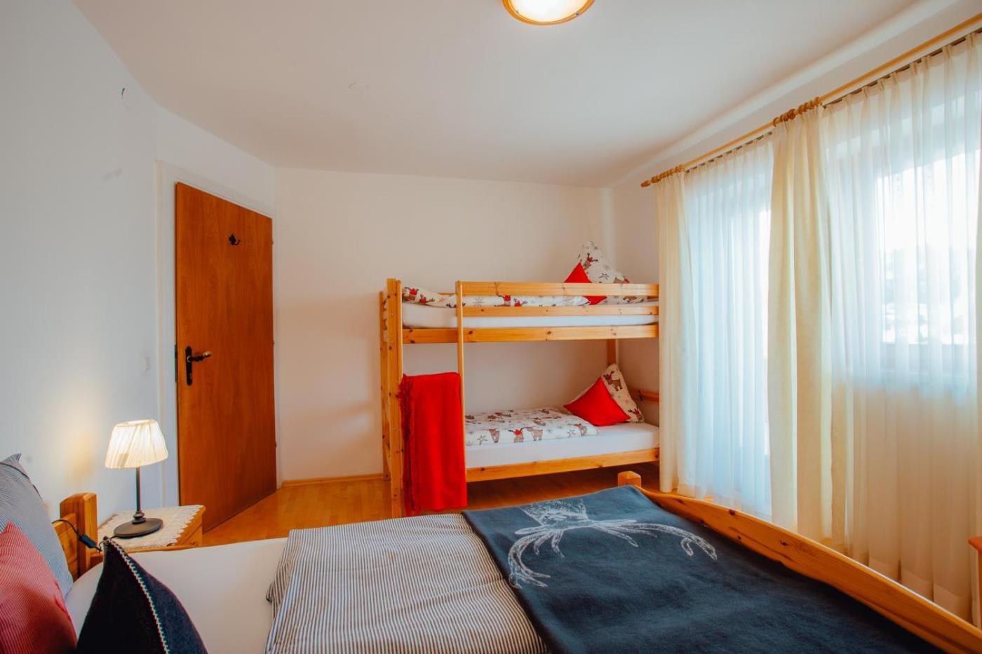 Appartement Seppi By Monicare Ζέεφελντ Εξωτερικό φωτογραφία